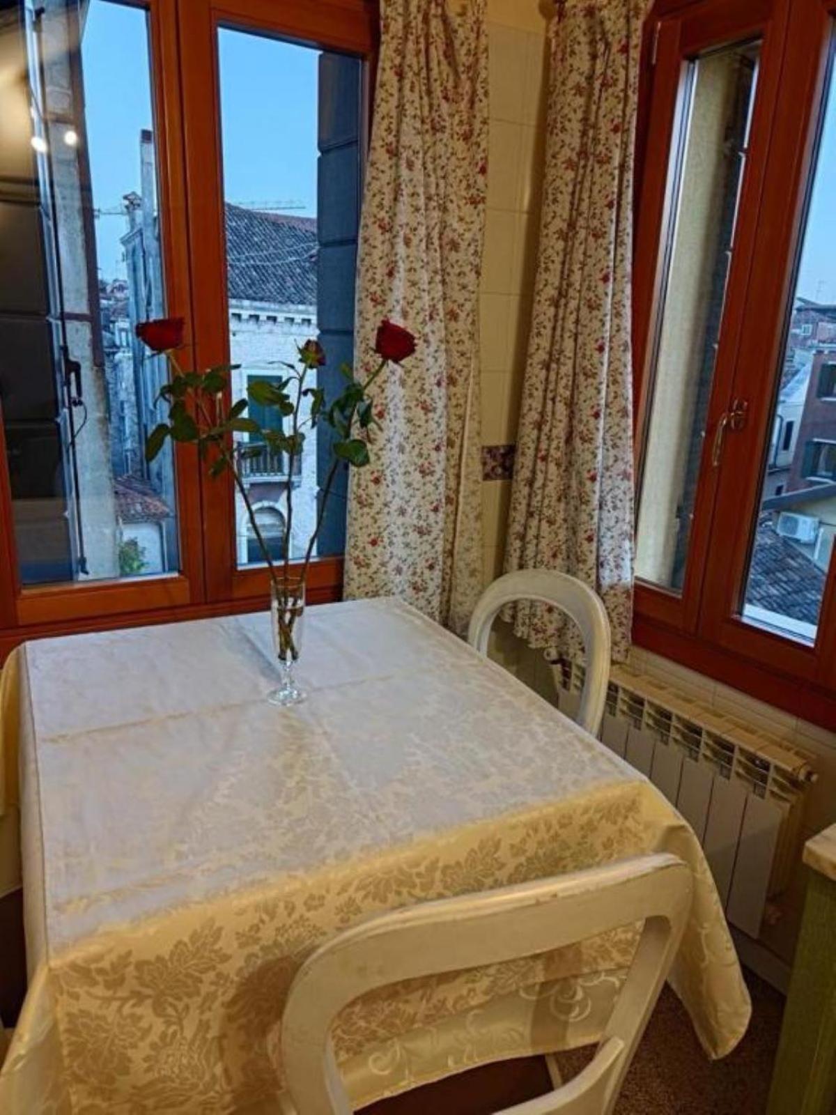 Emanuela'S Flat Appartement Venetië Buitenkant foto